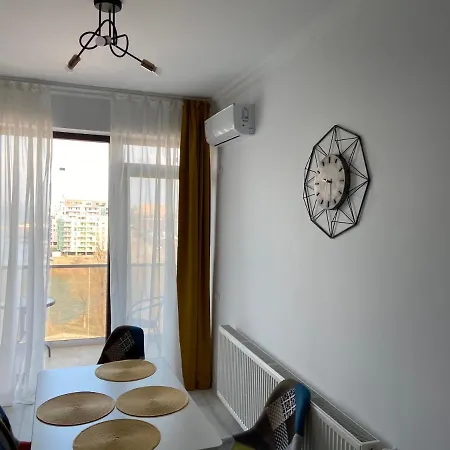 Apartman Vibe Solid Mamaia